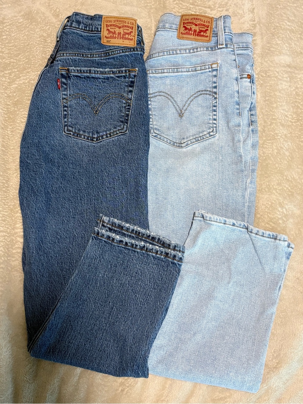 Levi's Women's Straight Leg Jeans - Dark Blue & Light Blue
